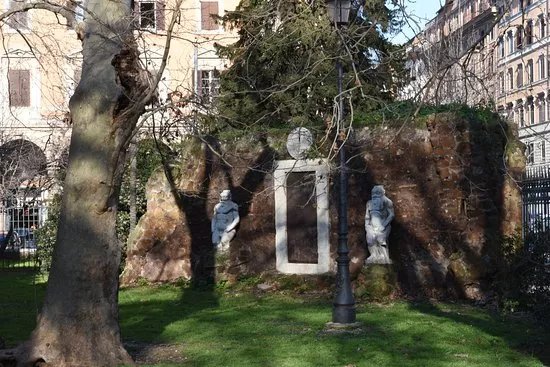 La Porta Magica o Alchemica