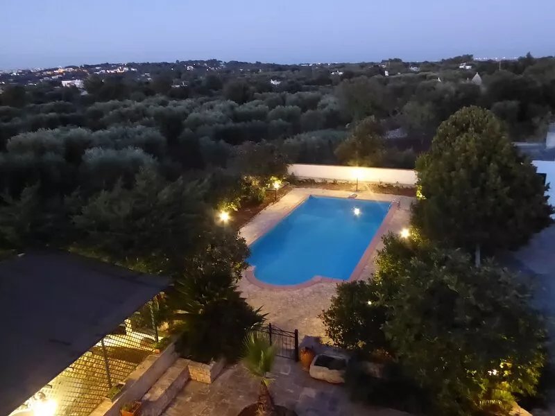 Beautiful Roman style villa with stunning private pool and private walled garden