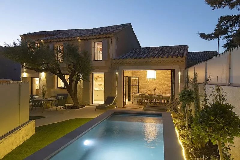 MAISON EN PLEIN COEUR DU VILLAGE