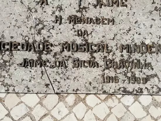 Estatua Jaime Da Silva Chavinha