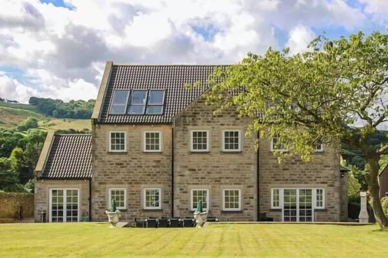 HARTCLIFFE VIEW, pet friendly in Millhouse Green , Ref 18205