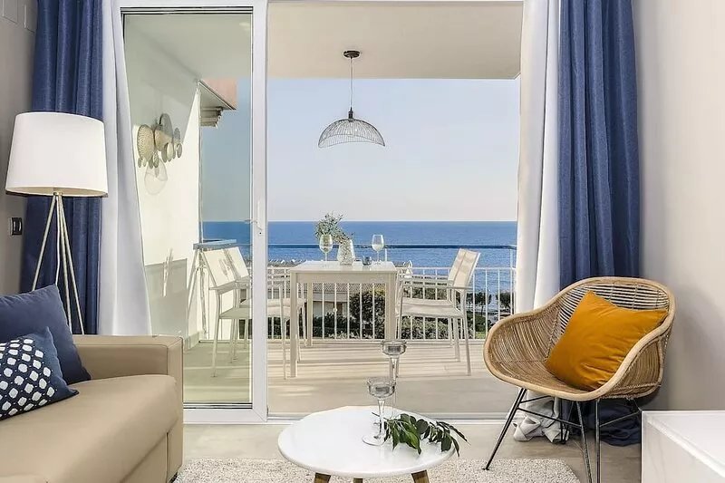 Sitges Spaces Sea View Paradise- 2 Beds / 2 Baths / Terrace- Up to 6 People
