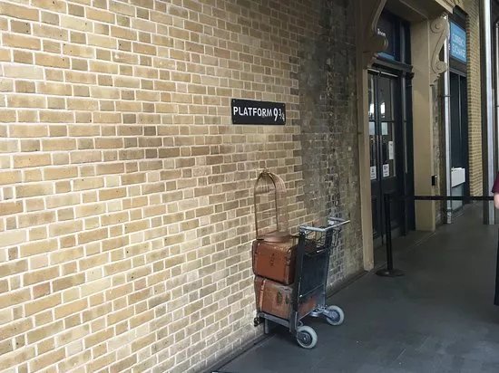 Platform 9 3/4