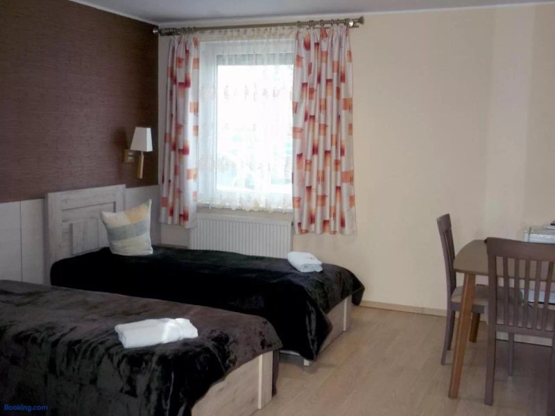 Motelis Saurida Rumsiskes