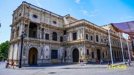 Ayuntamiento (City Hall)