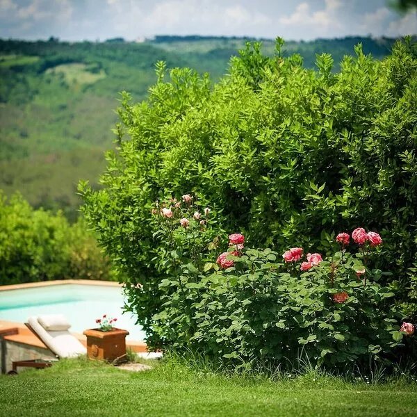 Independent house with private pool/ garden, Chianti countryside close Florence
