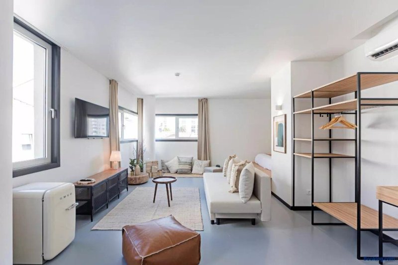 Regras 45 Building A by LovelyStay