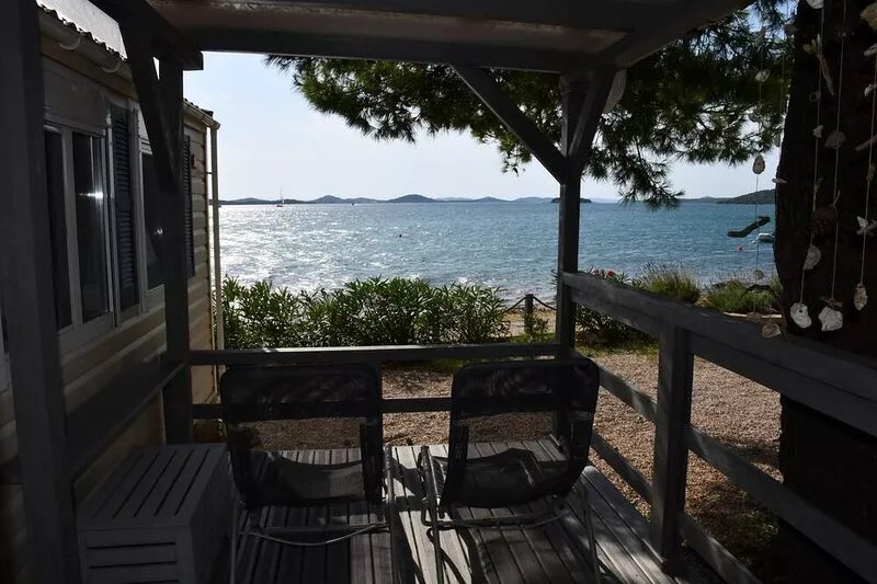 Holiday house / mobile home in the 1. Line seafront, 34 m² + 24 m² terrace