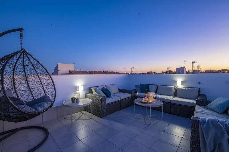 New beautiful funky house with private pool and roof terrace - accommodates 2