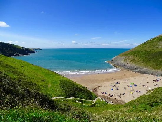 Mwnt Beach