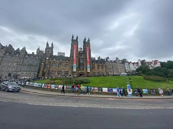 Free Walking Tour Edinburgh | Guruwalk
