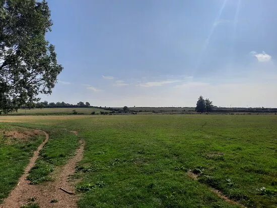 Wadenhoe To Barnwell Nene Way Walk