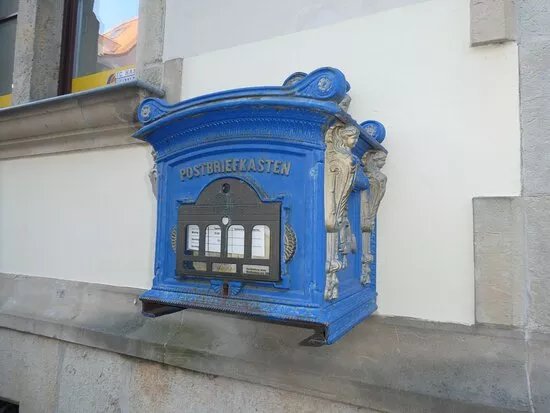 Postbriefkasten