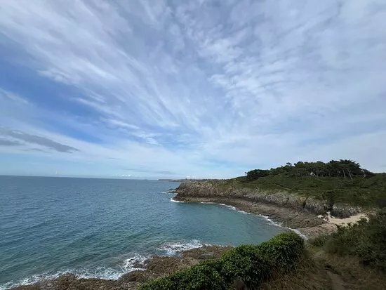 Plage Du Petit Port