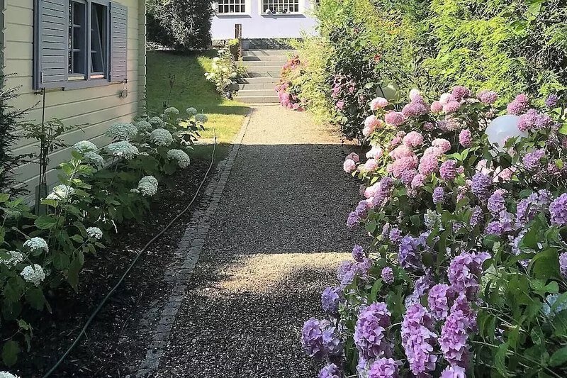 LUXURIOUS VILLA IN FREIBURG