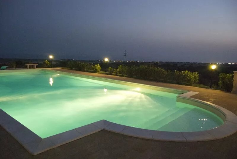 Studio apartment in countryside villa with pool close to sea