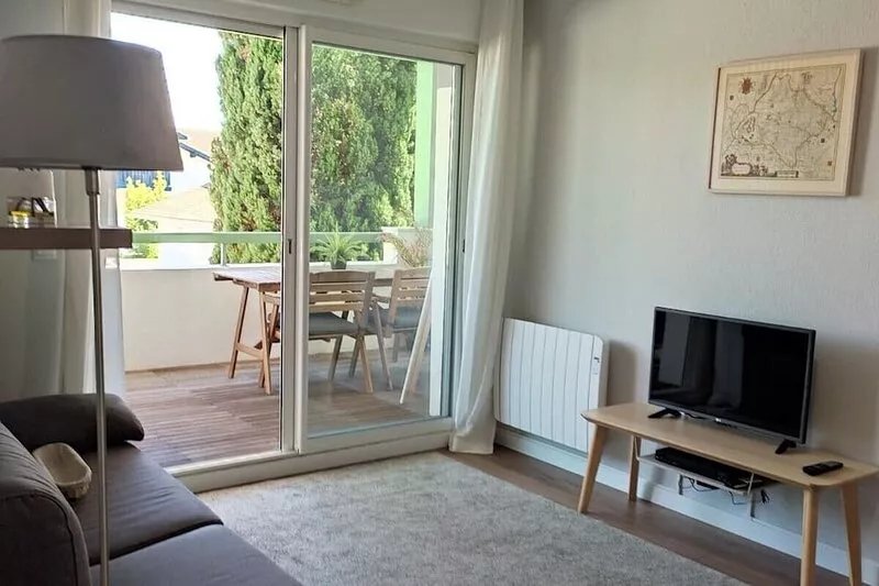 Apartment/ flat  in residence,200 metres from Ouhabia beach.WIFI free.