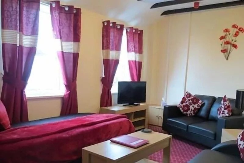 First Floor Flat with view