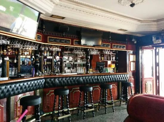 The London Pub