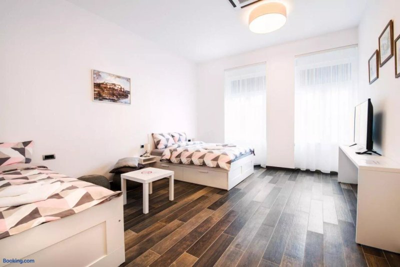 Apartmani Sterija