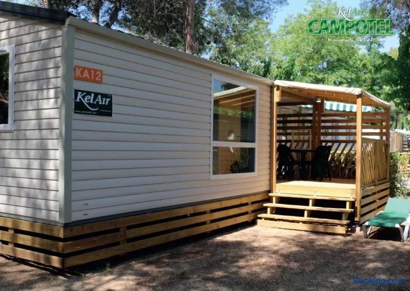 Mobile Homes by KelAir at Castell Montgri