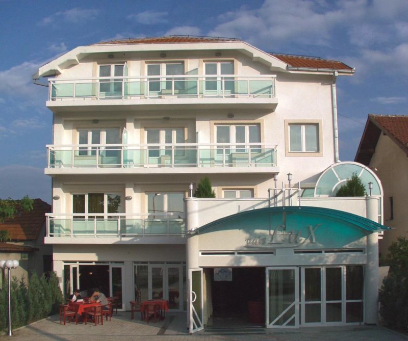 Villa Lux