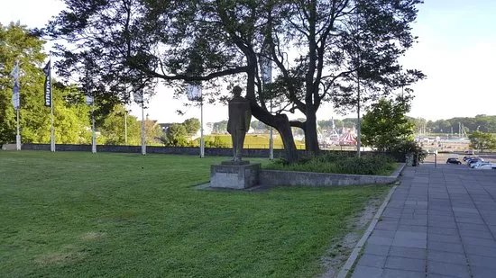 Hermann Duncker-Denkmal