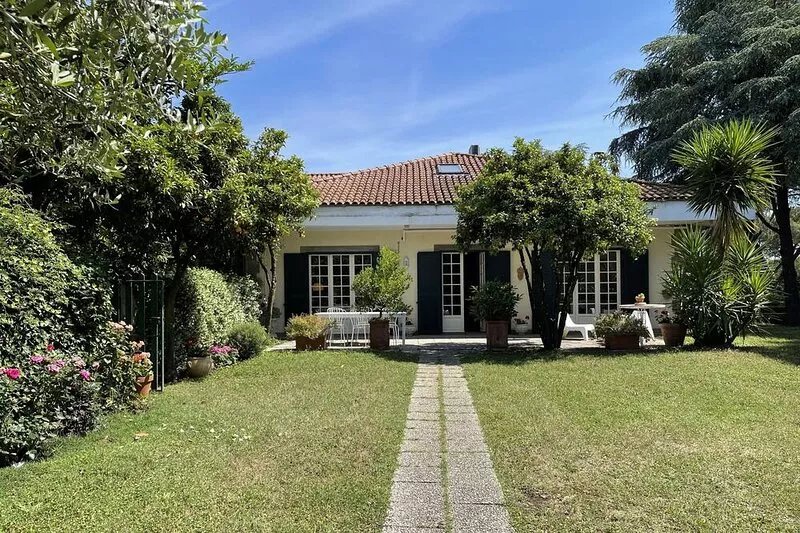 ROME. Lovely spacious villa-Metro to downtown