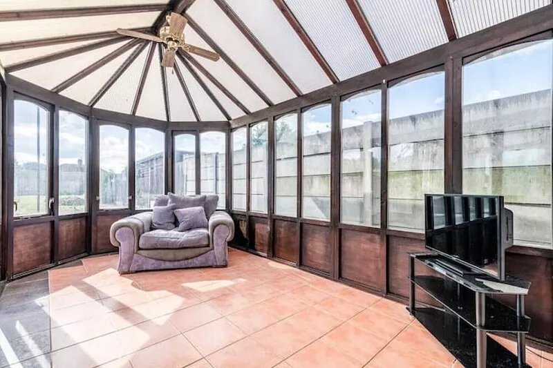 3-Bed House Near Lakeside Mall | Free