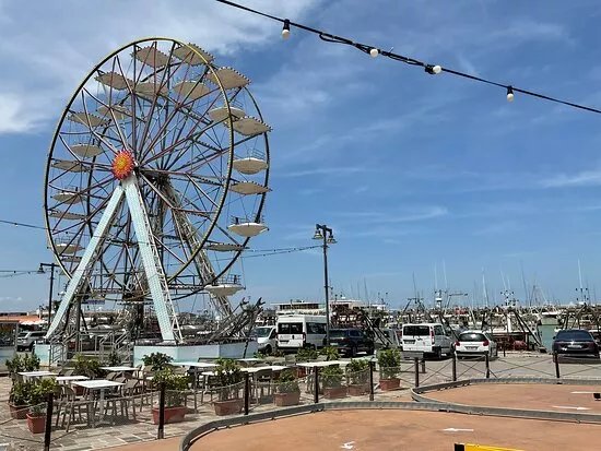 Ruota Panoramica Porto Cattolica