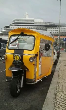 yellowTUK