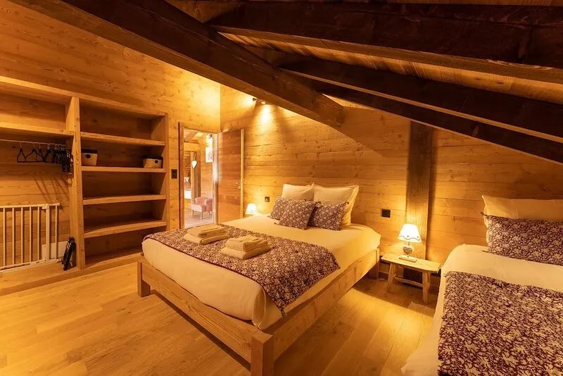 Luxury chalet LE CARIBOU, near Gérardmer, exceptional view, jacuzzi.