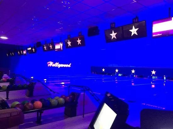 Hollywood Bowl Watford Woodside