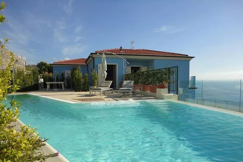 Bright and elegant villa with private pool and garden terrace with sea view
