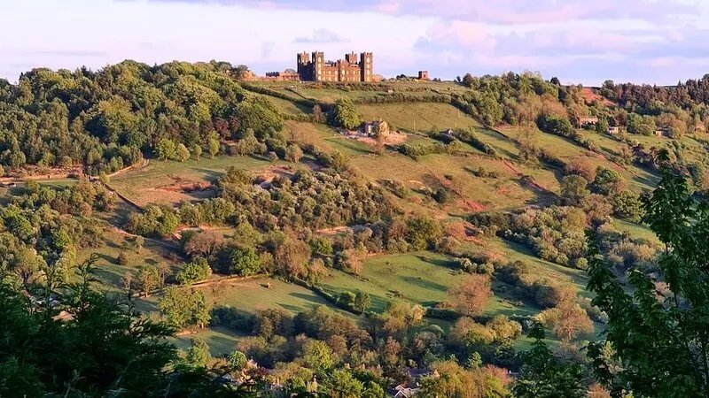 Outstanding Large Period Property With Breath Taking Views Sleeping Up To 19