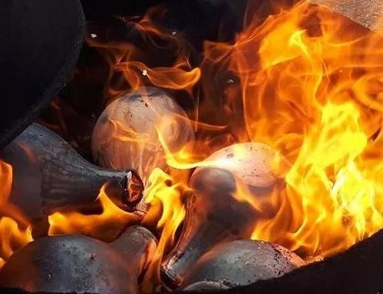 Eeles Pottery Raku Experience Day