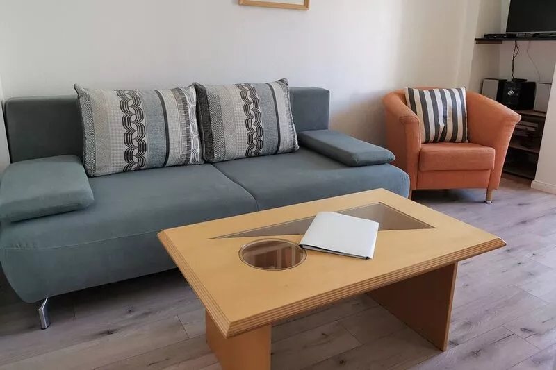 Small 1-room vacation apartment in a central location