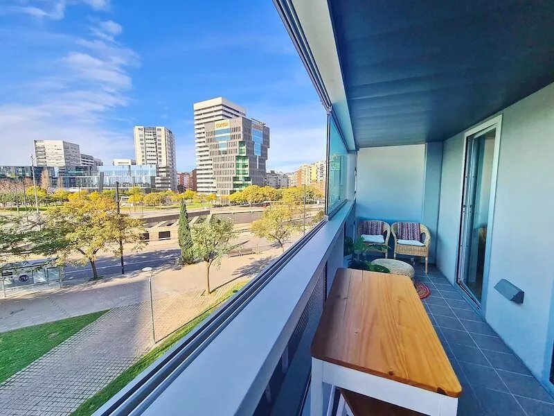 Apartment in front of Fira Gran Via