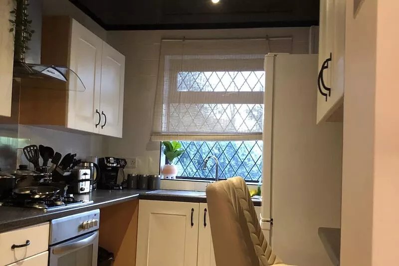 Cosy house with easy access to public transport