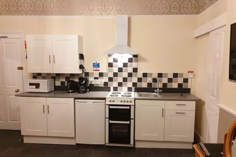 Flat 6 - Appletorre House Holiday Flats