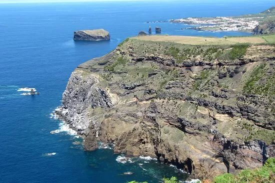 Ilheus Dos Mosteiros Aka Ponta Dos Mosteiros