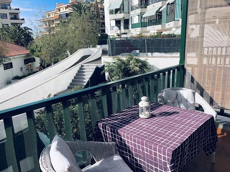 -NEW modern and centrally located apartment in La Paz with Wifi
