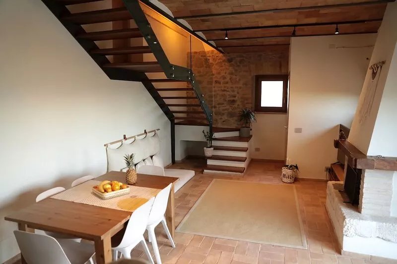 LAVANDER HOLIDAY VILLA, among olive trees and lavender, near Rome CIN