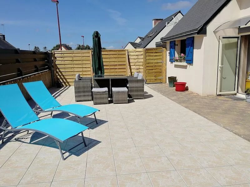 House with enclosed garden in a residence in Kermaria-Sulard-4 persons-2Ch