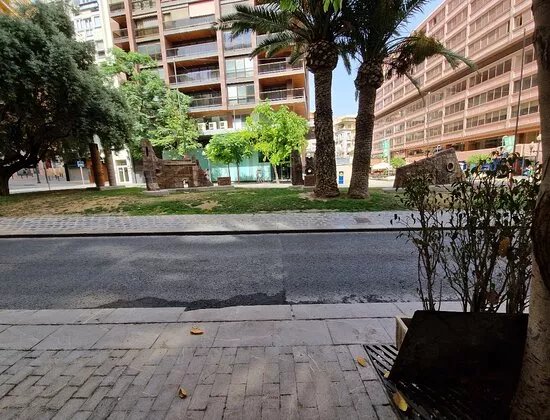 Monumento Alicante A La Constitucion
