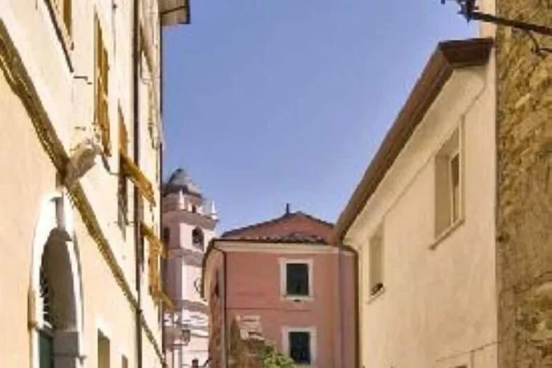 La Tisbe, a house in the medieval village of Castelnuovo Magra