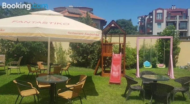 Khotel Fantastiko
