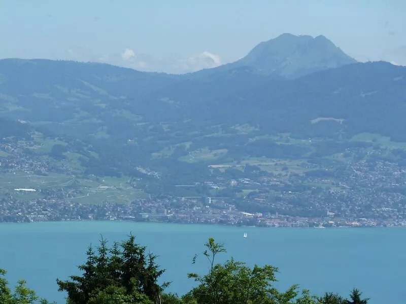 Beautiful Chalet for 8 people, 4 bedrooms, 3 bathrooms and beautiful views