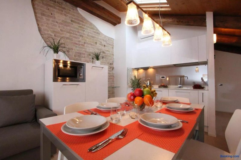 City Apartments Rialto Market