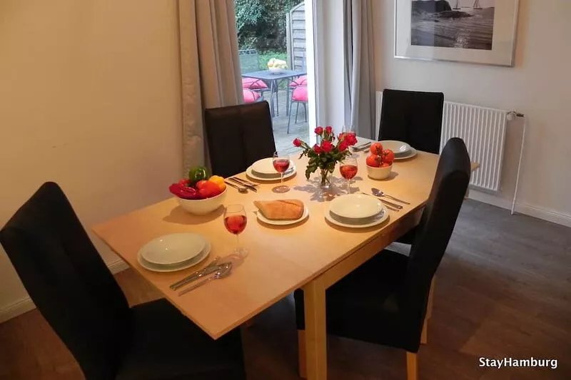 2-Zi.-Apartment "Neue Flora", modern apartment for up to 5 people., Incl. WIFI